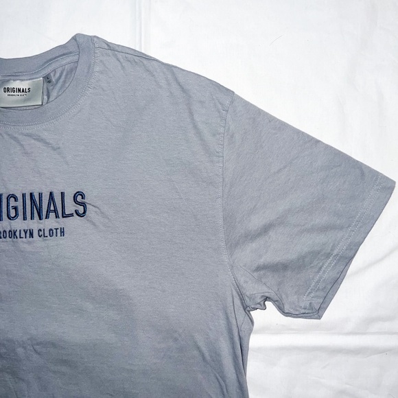 Brooklyn Cloth Originals Center Chest Tonal Embroidery Tee, Size L - Picture 6 of 9